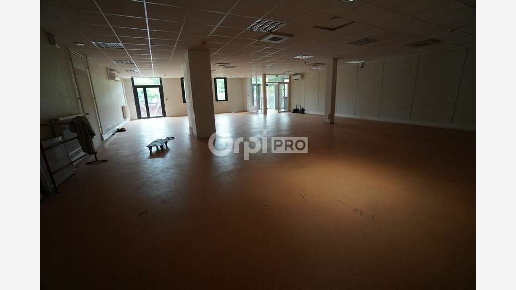 Local commercial 132m² à louer sur Dijon