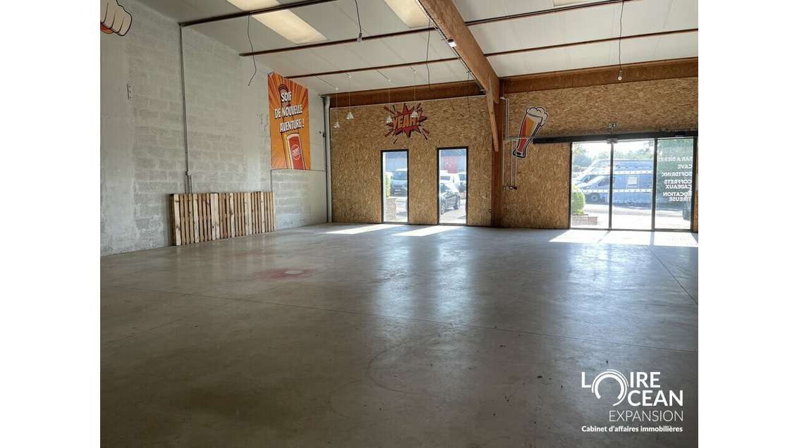 A louer local commercial 250m² Chapelle-Basse-Mer