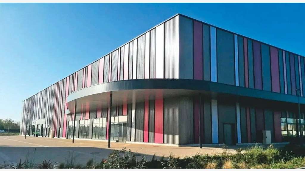 Cellule commerciale 273m² à louer Dreux l'OTIUM 