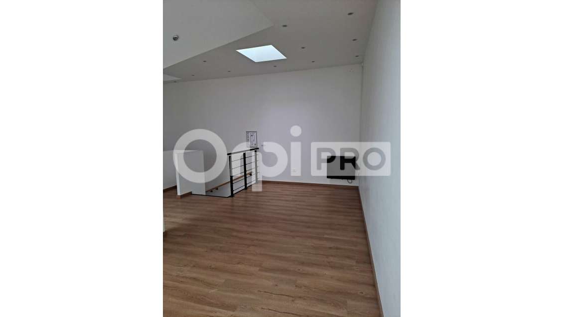 Local commercial 110m² ideal snacking  à Épernay