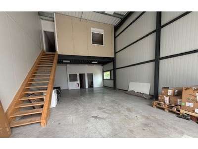 Location Locaux d'activités - Entrepôts à Eysines