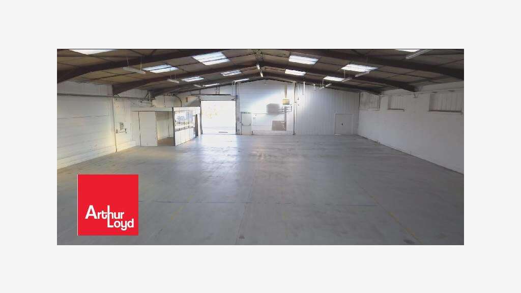 A louer locaux d activités 2247m² Chartres Est