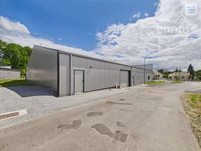 A louer local commercial 290m² à Guipry-Messac