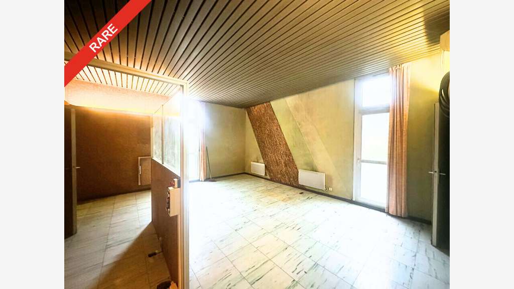 Local commercial 280m² à louer à Issoire