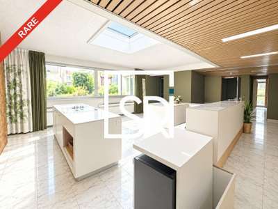 Local commercial 280m² à louer à Issoire