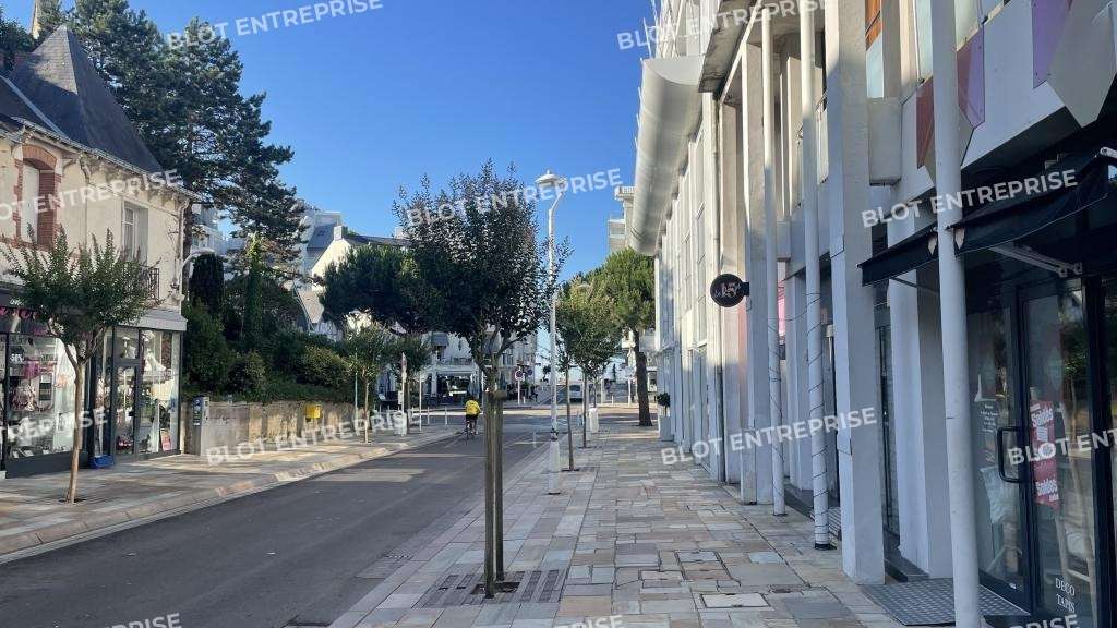 A louer locaux 42m² empl stratégique à La Baule