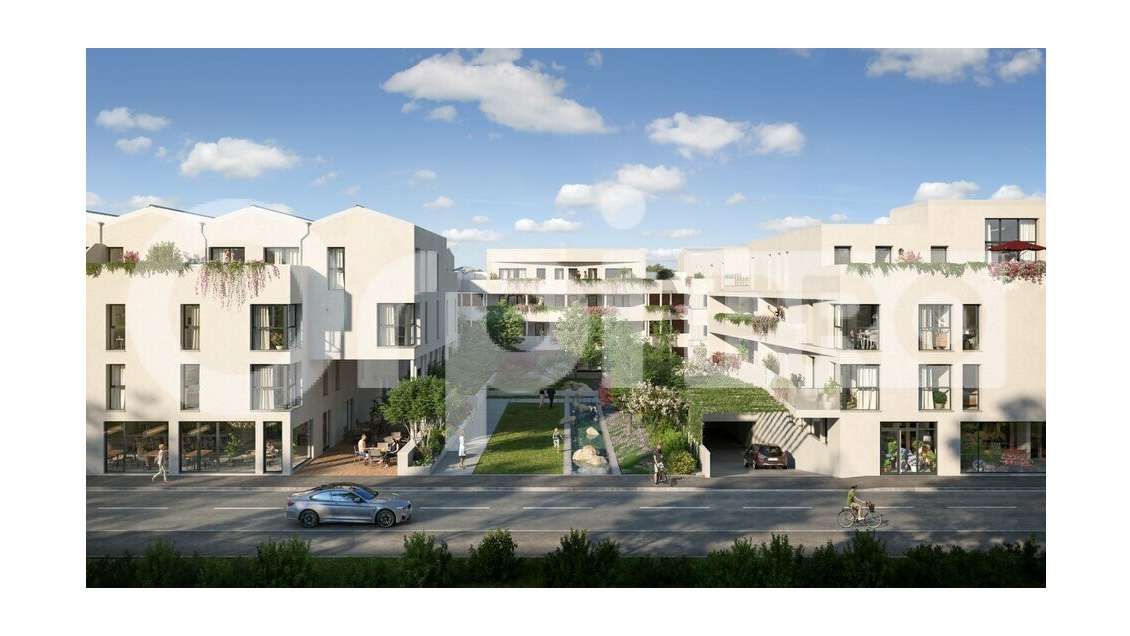 A louer local 98m² à La Rochelle canal de Rompsay