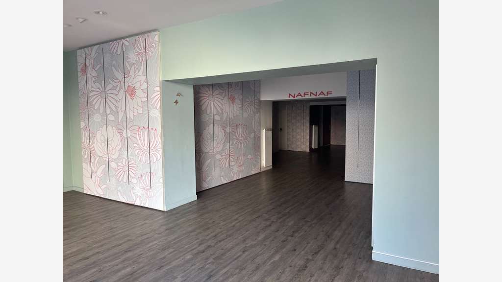 A louer local commercial 160m² à Lannion centre