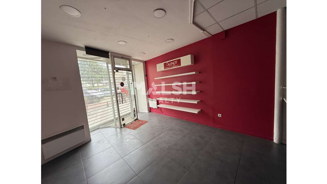 Local 88m² à louer Le Chambon-Feugerolles centre