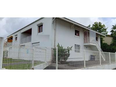 Location Locaux commerciaux - Boutiques au Lamentin