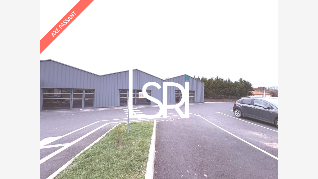 Loue local commercial 280m² les Martres d'Artiere