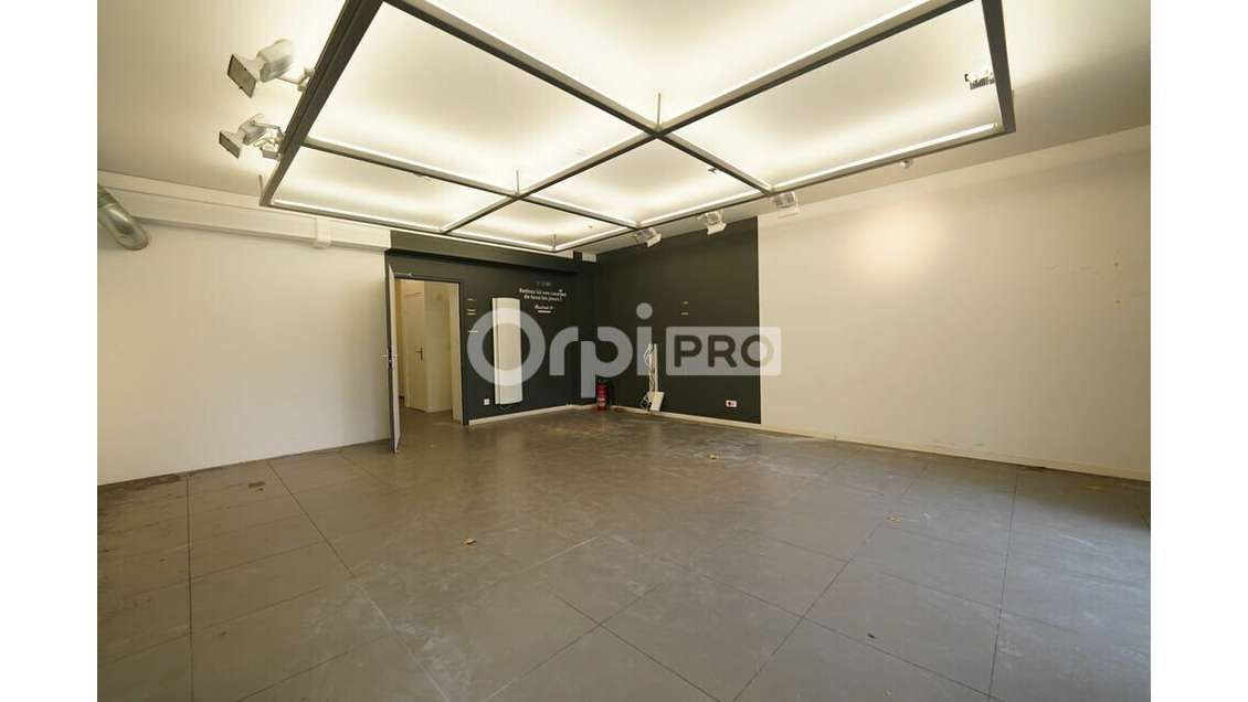 Bureaux à louer 115m² à Lyon 6ème 