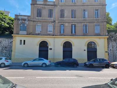 Location Locaux commerciaux - Boutiques à Marseille 2e