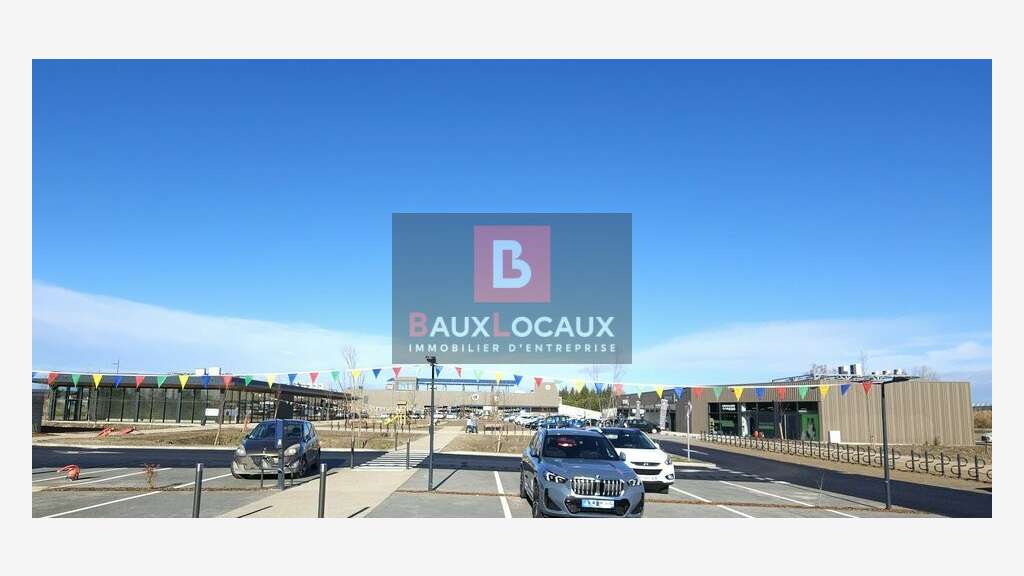 Local commercial 205m² à louer en zc à Monteux