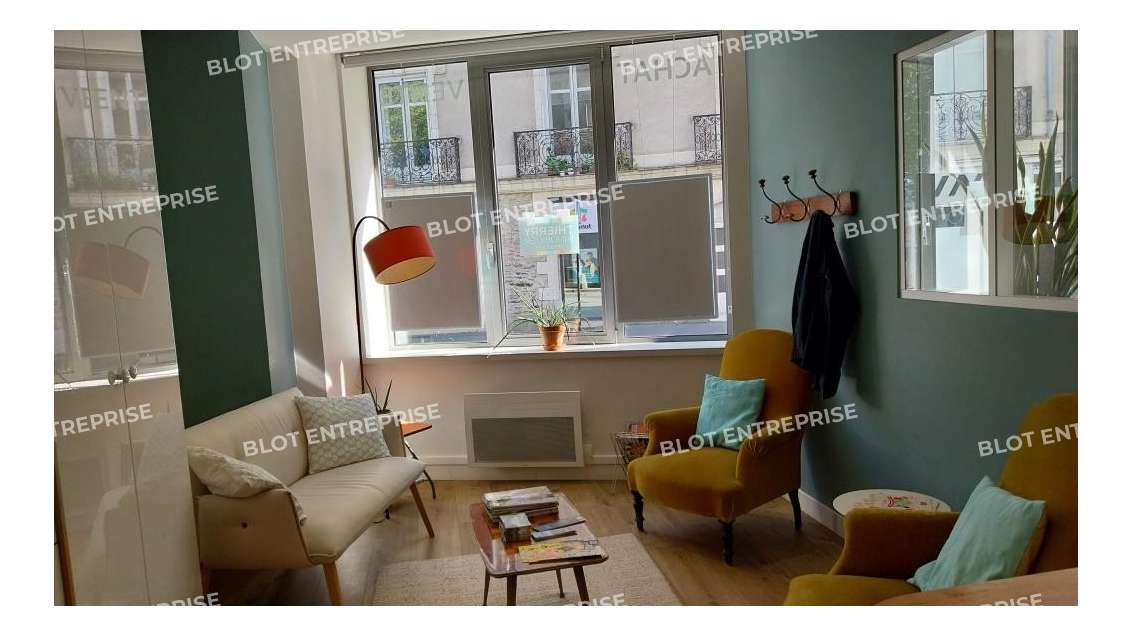 A louer locaux 208m² à Nantes Place Viarme