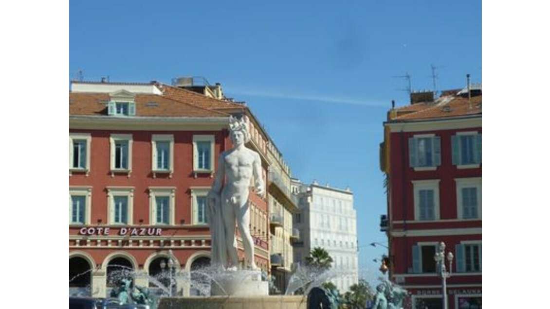 A louer local commercial 514m² à Nice centre ville