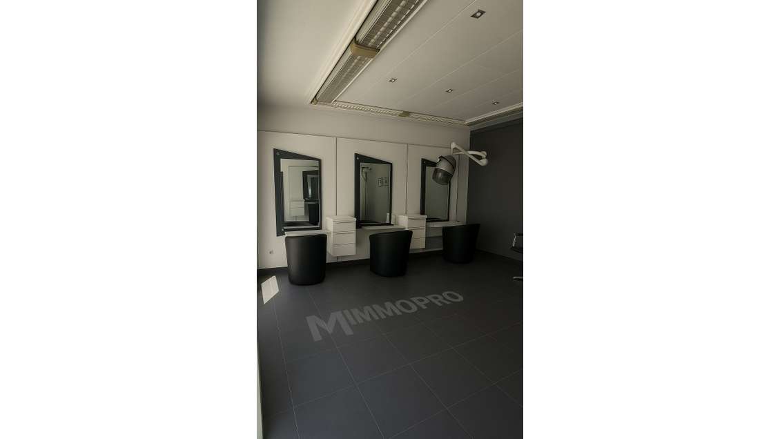 Loue local professionnel 60m² à Nice Bvd Garnier