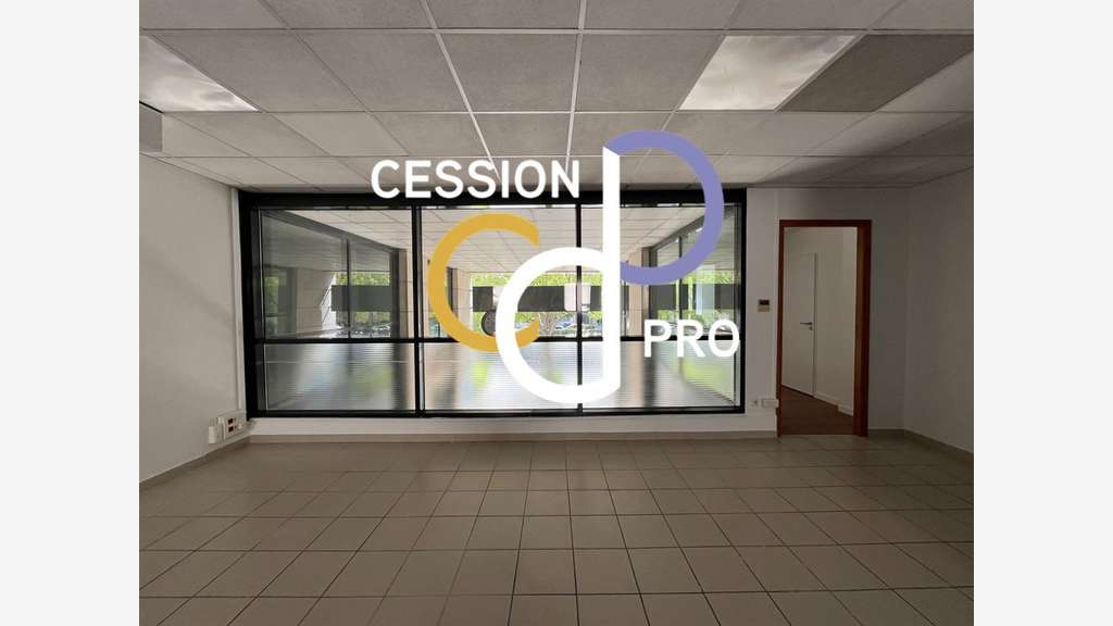 A louer bureaux remis à neuf 113m² Av Jaurès Nîmes