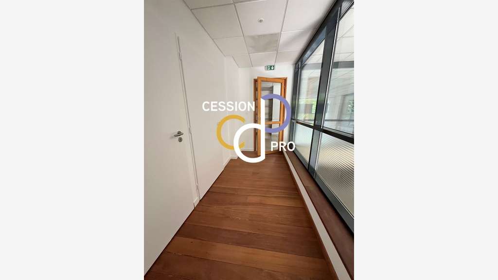 A louer bureaux remis à neuf 113m² Av Jaurès Nîmes