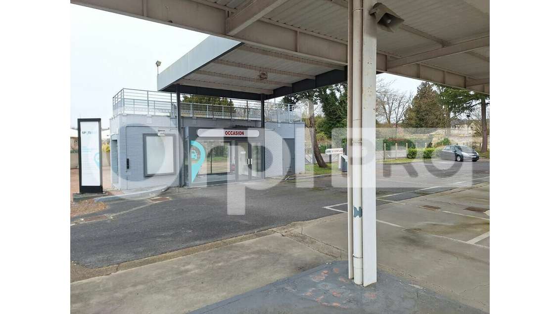 Local commercial de 30m² à louer à Noyon