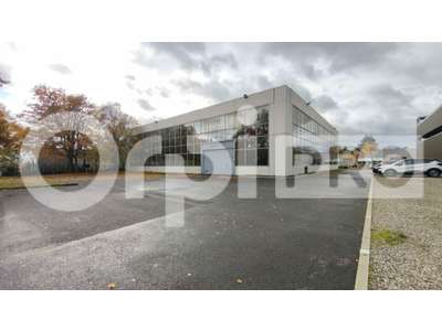 Location Locaux d'activités - Entrepôts aux Ulis