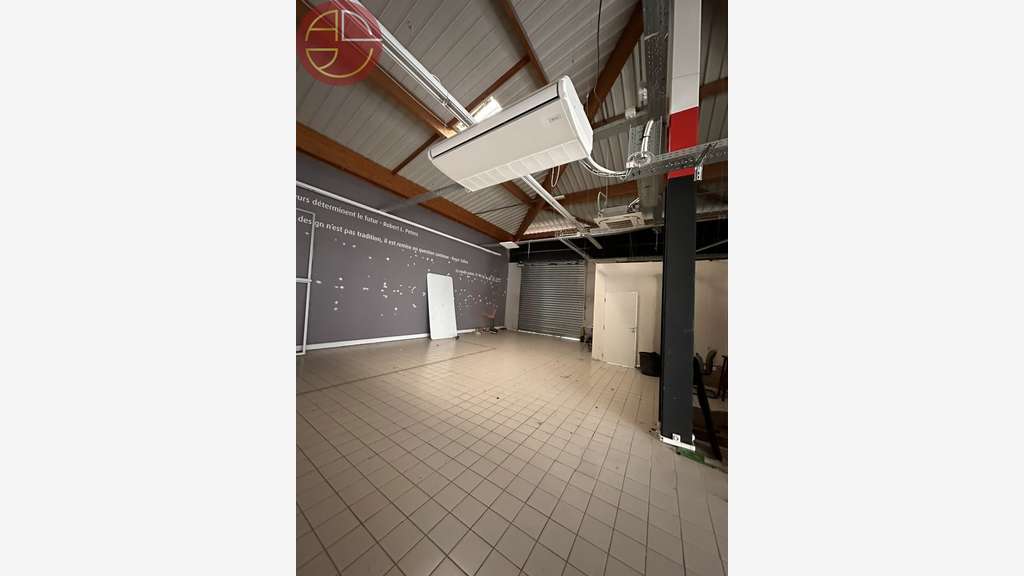 Location local 300m² à Portet sur Garonne