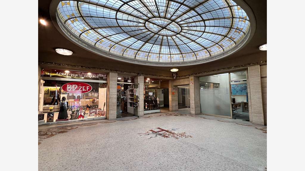 Loue local commercial 77m² à Quimper hyper centre