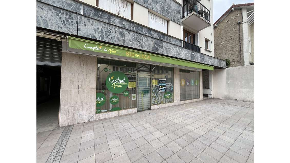 Local commercial 67m² à louer à Rambouillet