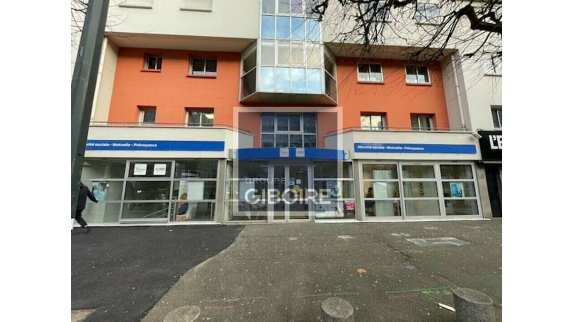 A louer local 193m² sur axe passant à Rennes