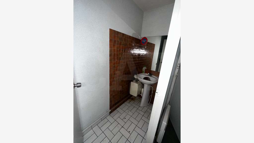 Local commercial 130m² à louer à Saint-Brieuc