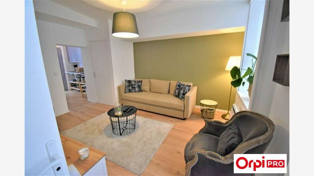 A louer local 107m² rue piétonne St-Brieuc centre