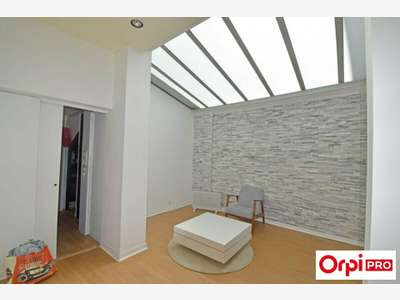 A louer local 107m² rue piétonne St-Brieuc centre