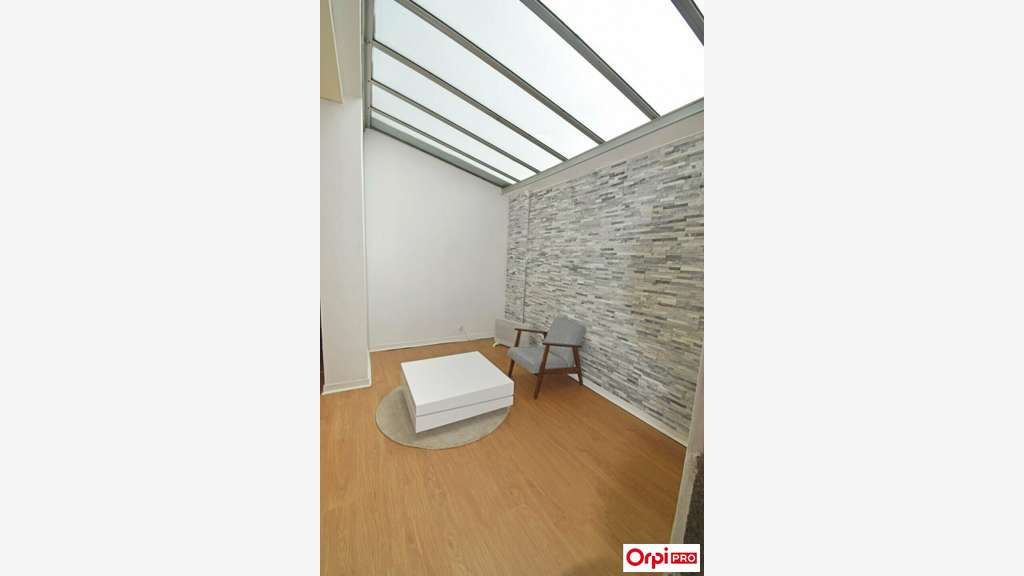 A louer local 107m² rue piétonne St-Brieuc centre