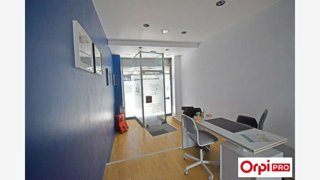 A louer local 107m² rue piétonne St-Brieuc centre