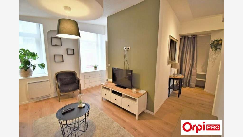 A louer local 107m² rue piétonne St-Brieuc centre