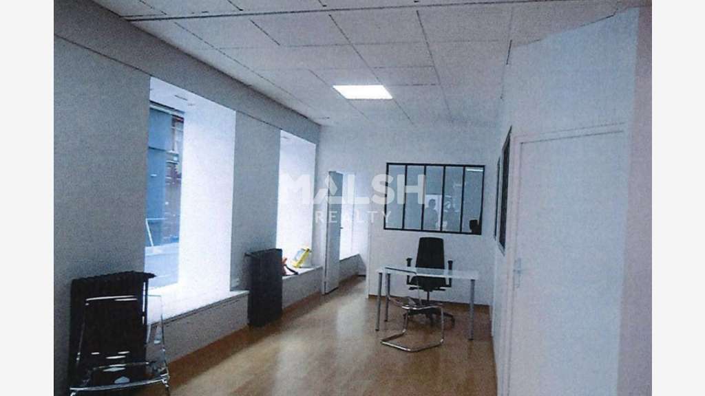 Loue locaux commerciaux de 63m² à Saint Etienne