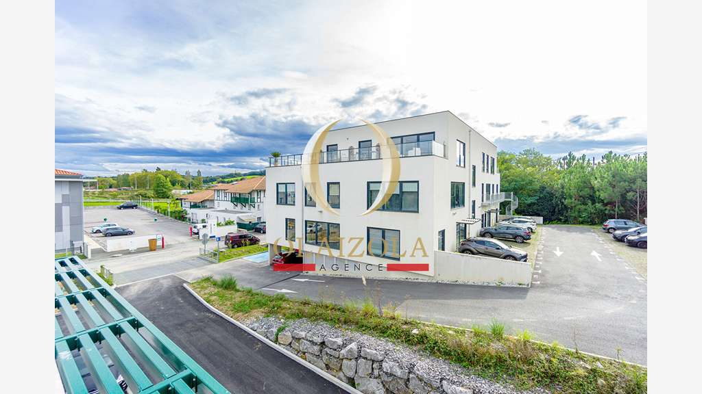 Bureaux neuf à louer à l'année Saint-Jean-de-Luz