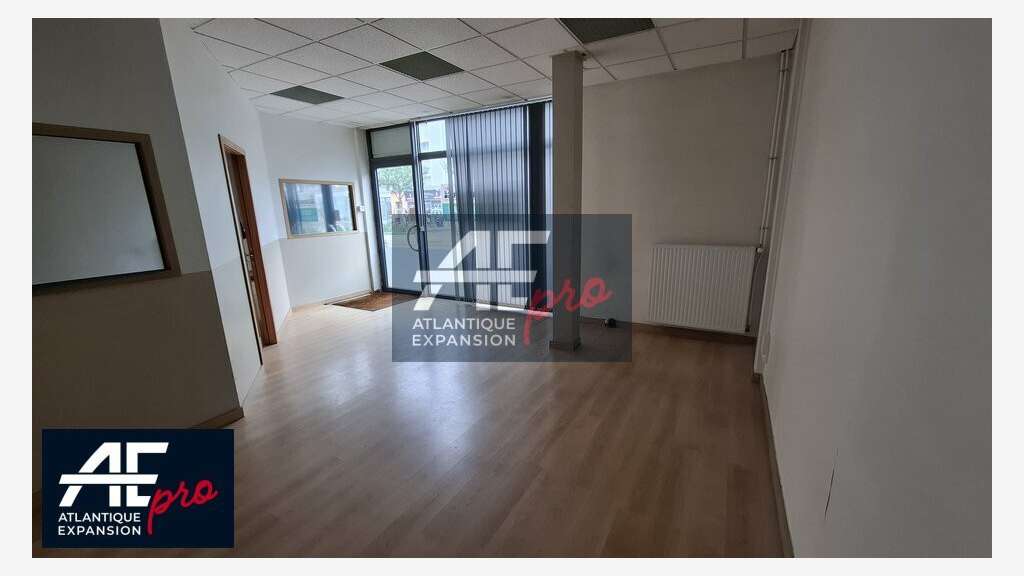Local commercial de 82m² à louer à Saint Nazaire