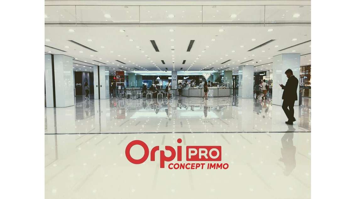 A louer cellule 1200m² à Tyrosse Z.I. Casablanca 