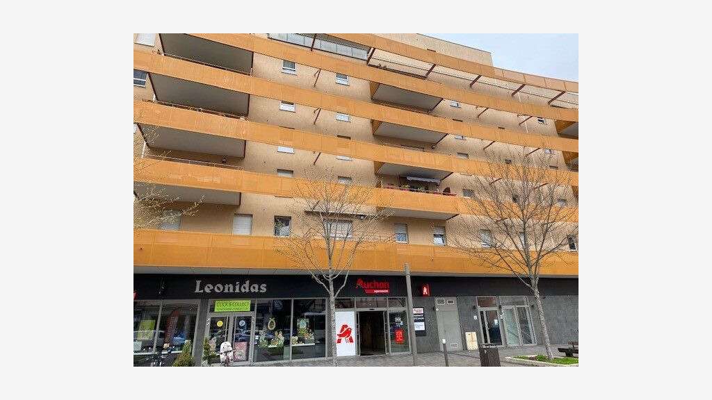 Local commercial 77m² à louer ccial Schiltigheim
