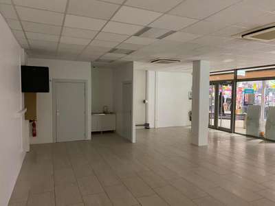 Local commercial 77m² à louer ccial Schiltigheim