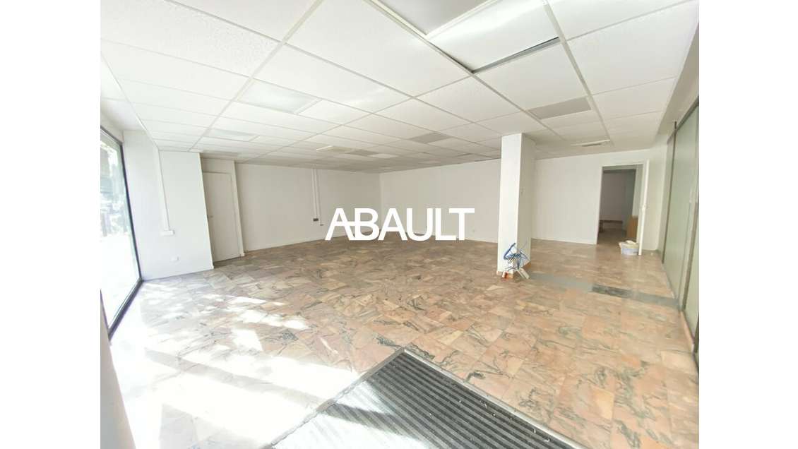 Local commercial de 146m² à louer Toulouse centre
