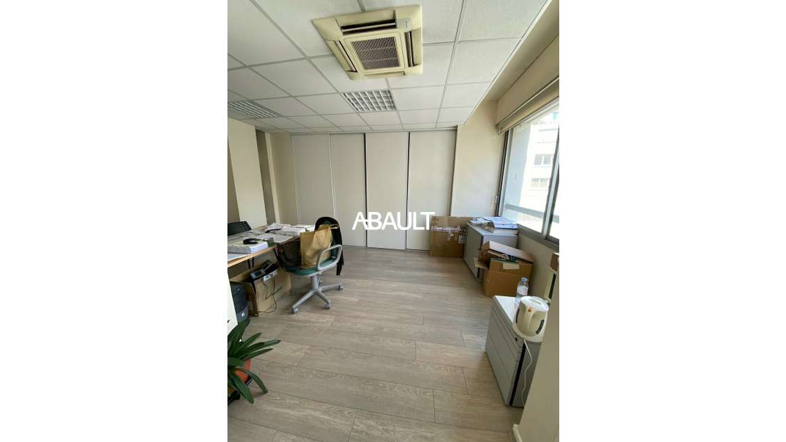 Local commercial pro 199m² à louer à Toulouse