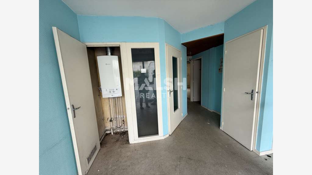 Locaux commerciaux de 52m² à louer à Unieux