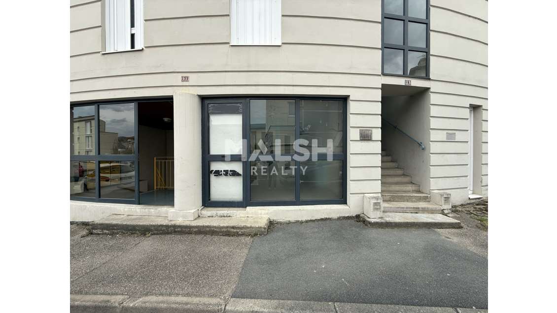 Locaux commerciaux de 52m² à louer à Unieux