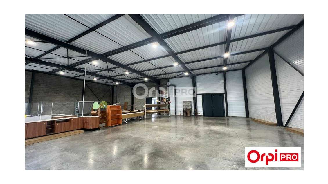 Local commercial 298m² à louer sur Valence