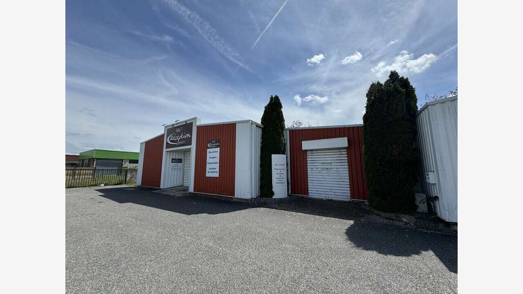 Local commercial divisible 550m² à louer à Valence