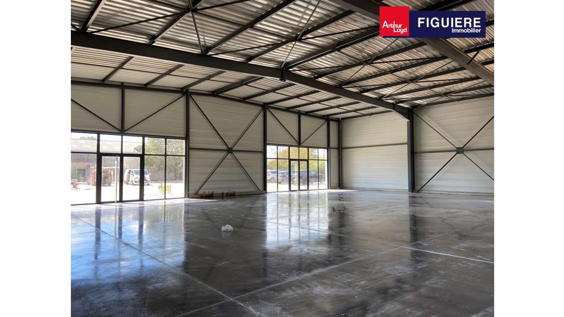 A louer cellule 600m² divisible à Saint-Cannat