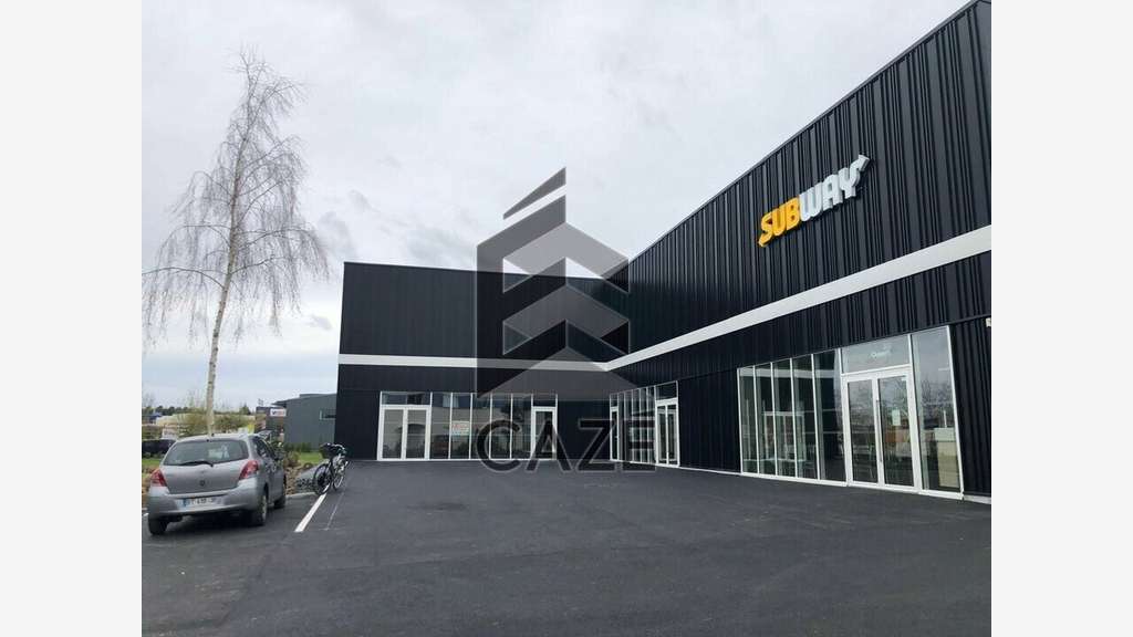 A louer locaux 680m² à St-Georges-des-Côteaux A10