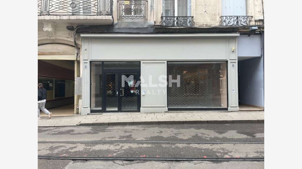 A louer locaux commerciaux 80m² à Saint Etienne
